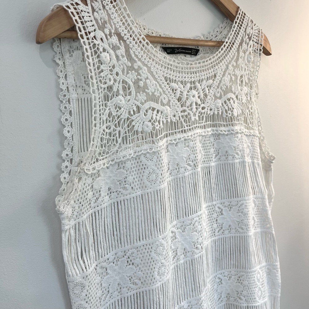 Zara White Lace Sleeveless Top Size M